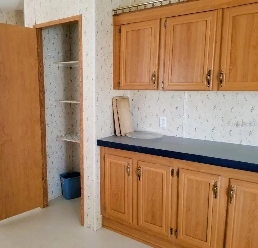 2016 Lake Linda Circle Lutz FL 33558