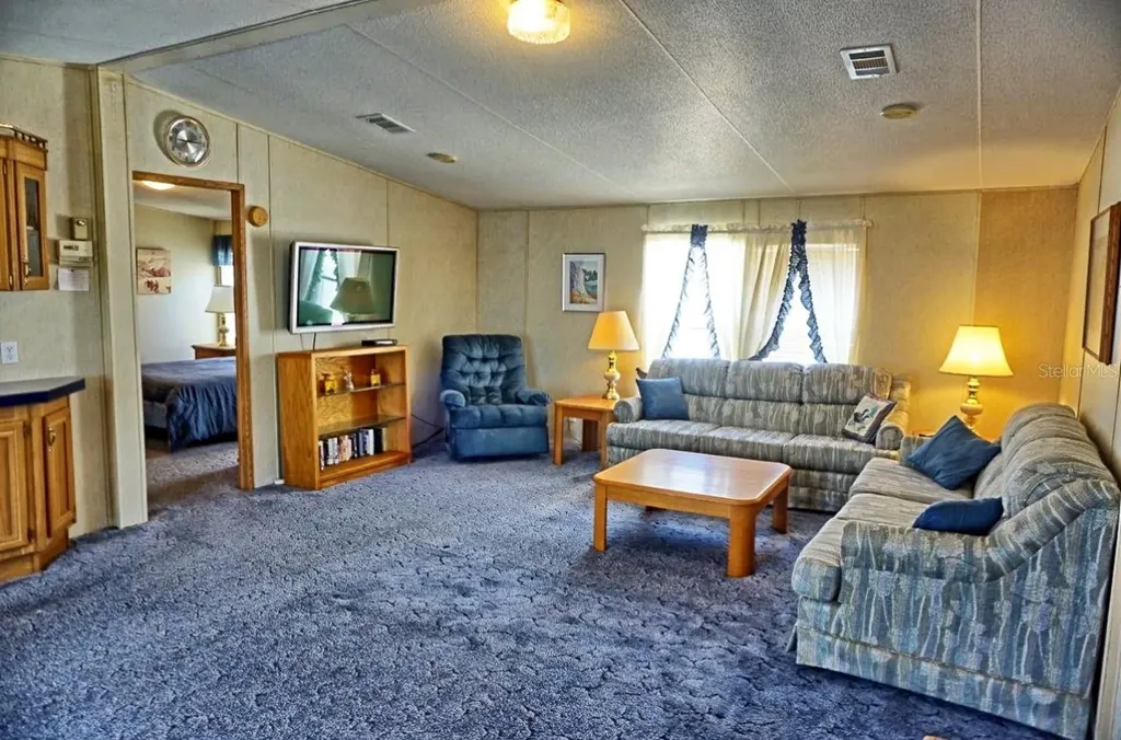 2016 Lake Linda Circle Lutz FL 33558