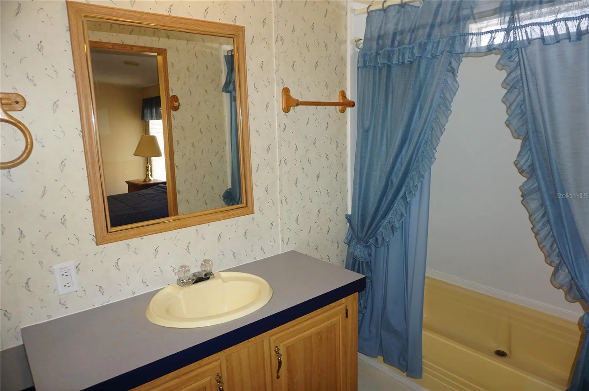2016 Lake Linda Circle Lutz FL 33558