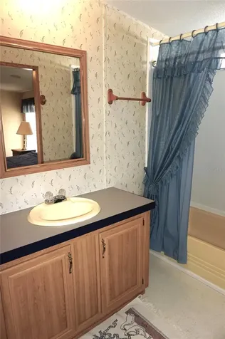 2016 Lake Linda Circle Lutz FL 33558