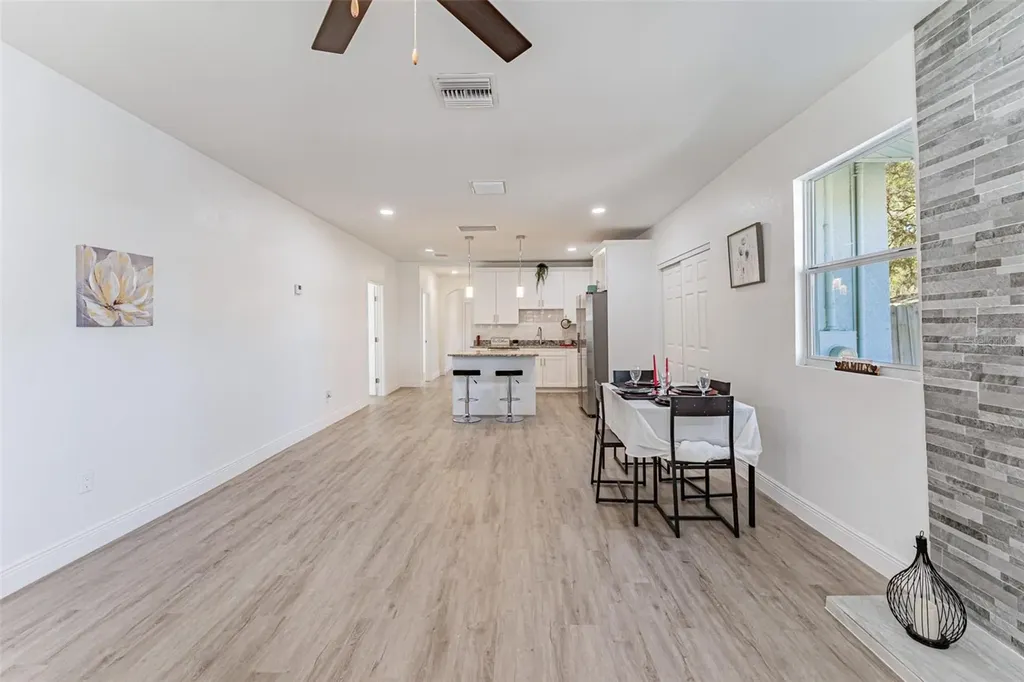 1305 E Osborne Avenue Tampa FL 33603