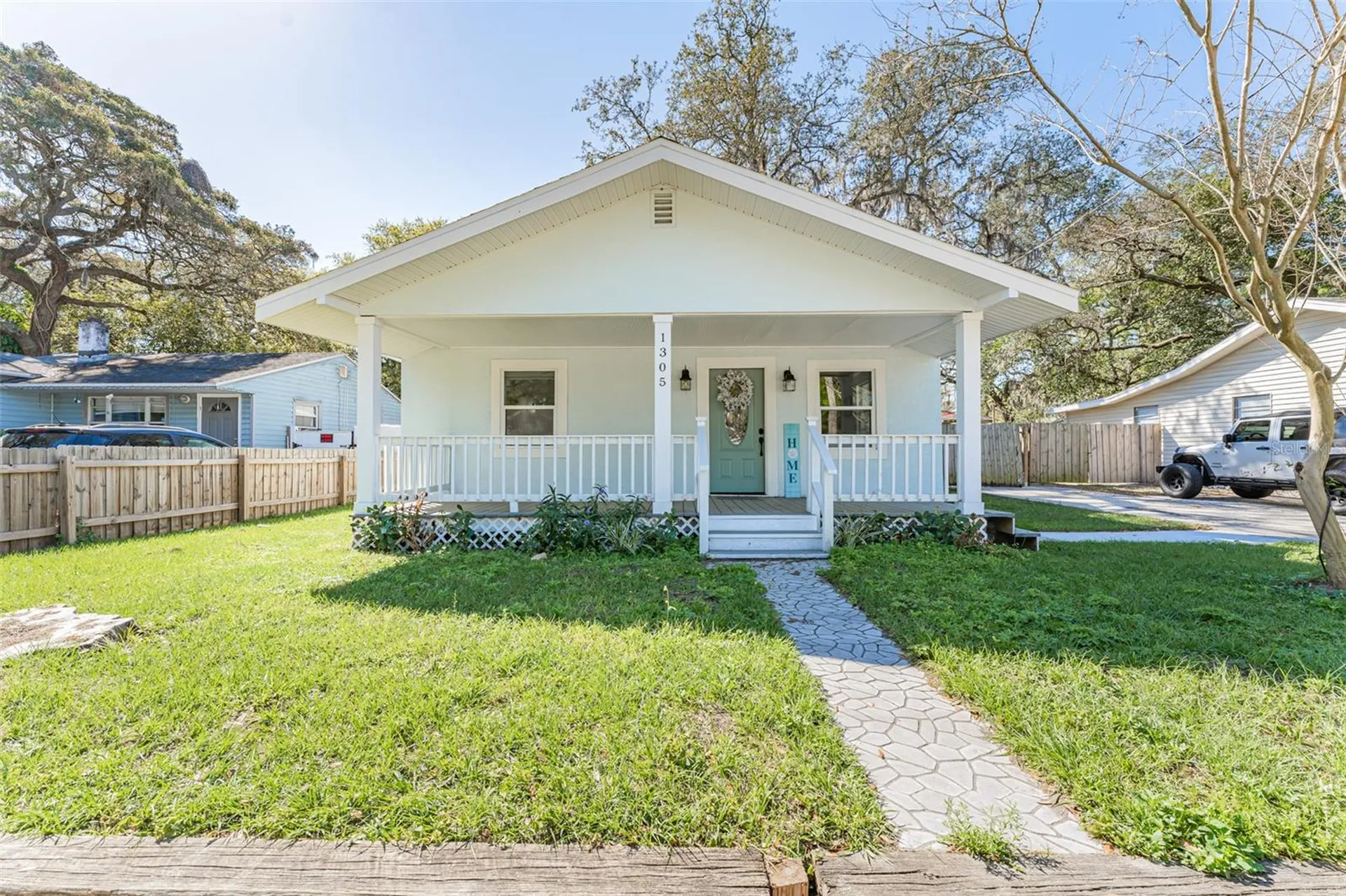 1305 E Osborne Avenue Tampa FL 33603