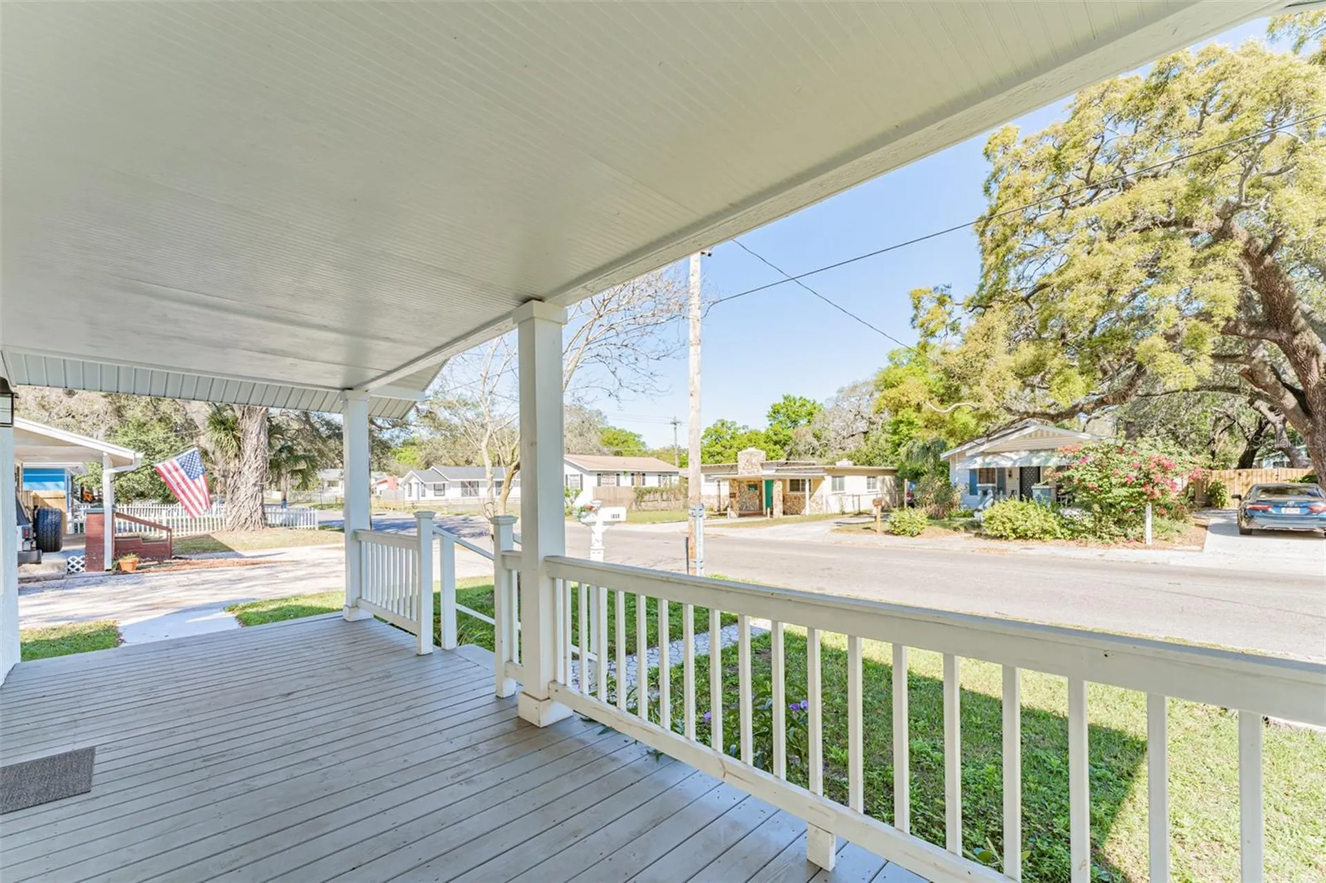 1305 E Osborne Avenue Tampa FL 33603