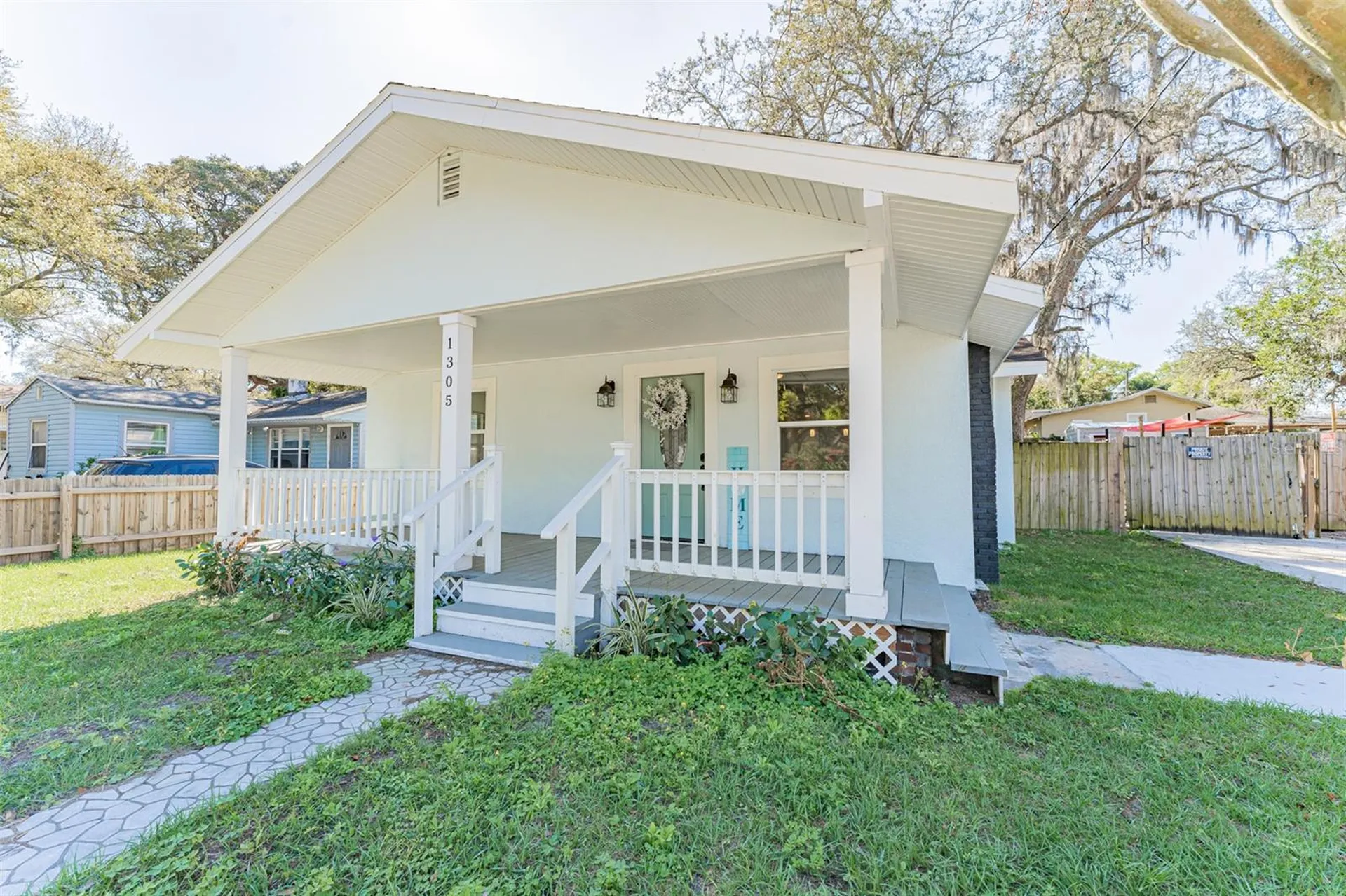 1305 E Osborne Avenue Tampa FL 33603