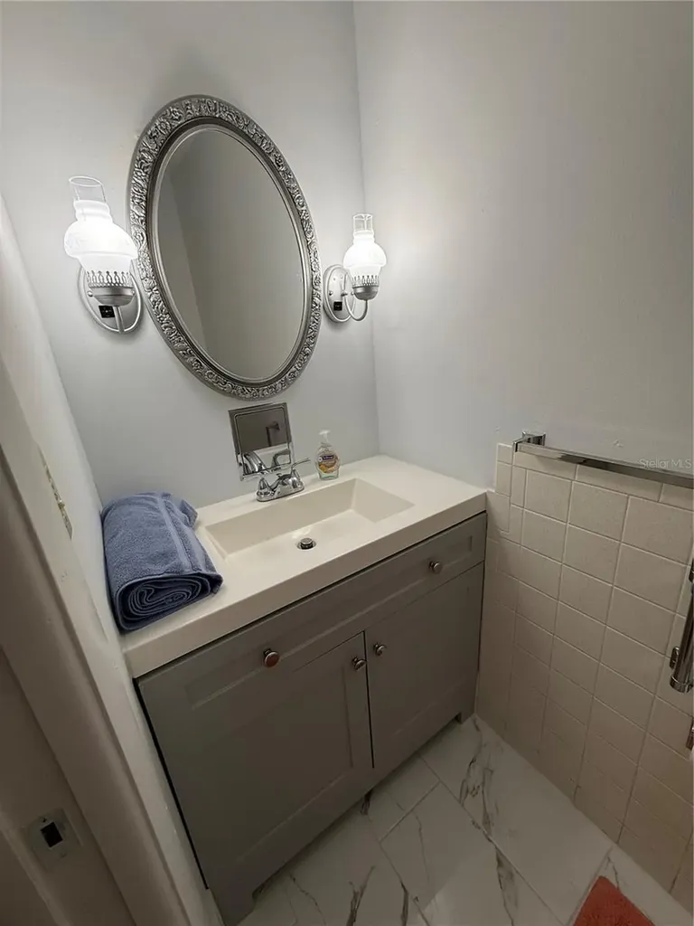 2700 Bayshore Boulevard Dunedin FL 34698