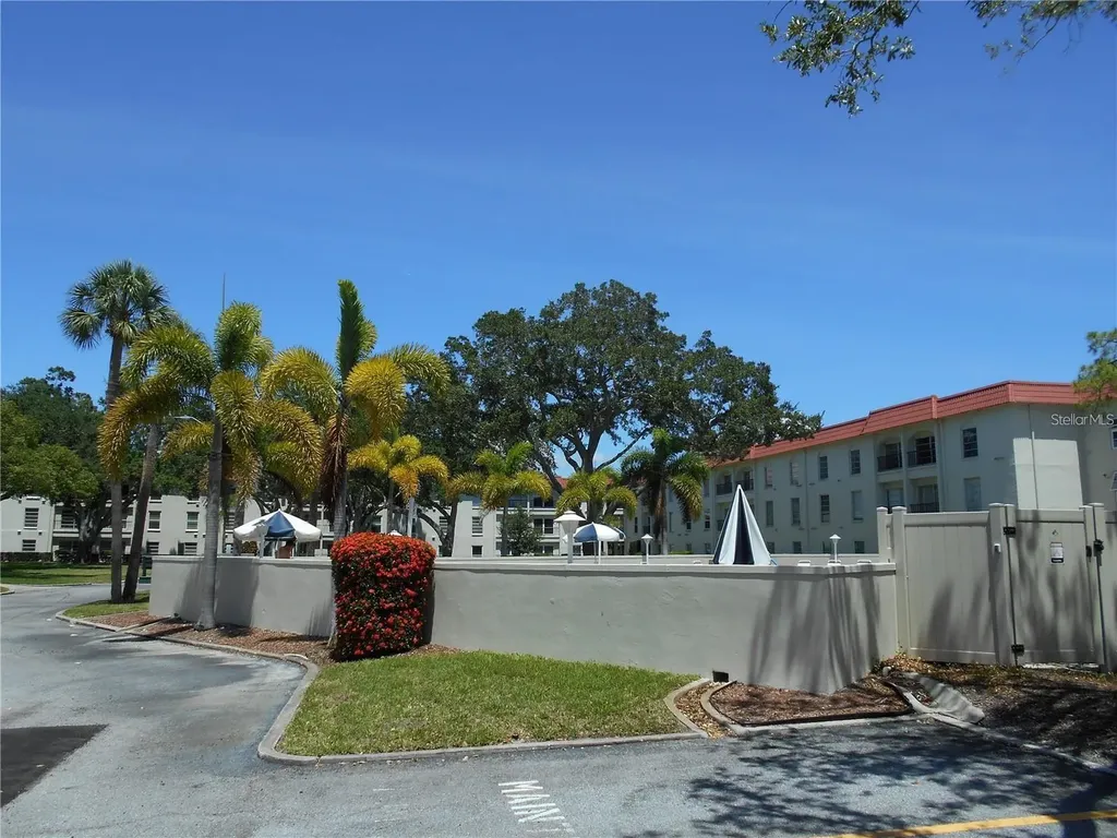 2700 Bayshore Boulevard Dunedin FL 34698