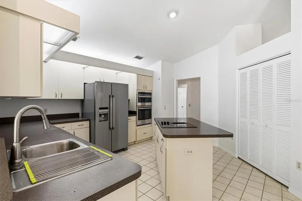 4405 Beauchamp Court Sarasota FL 34243