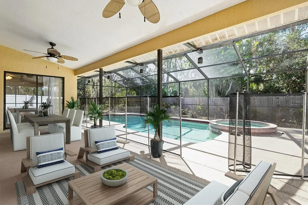 4405 Beauchamp Court Sarasota FL 34243