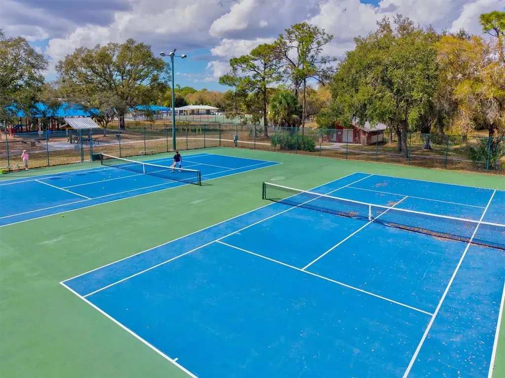 4405 Beauchamp Court Sarasota FL 34243