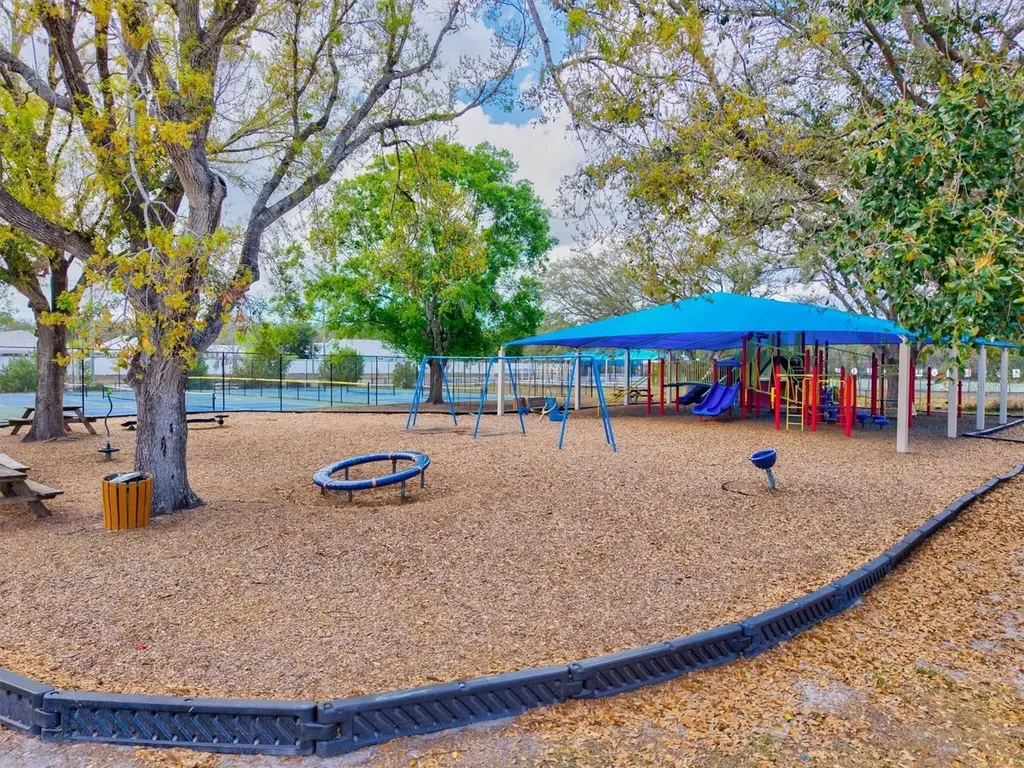 4405 Beauchamp Court Sarasota FL 34243