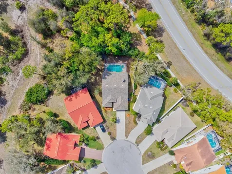 4405 Beauchamp Court Sarasota FL 34243