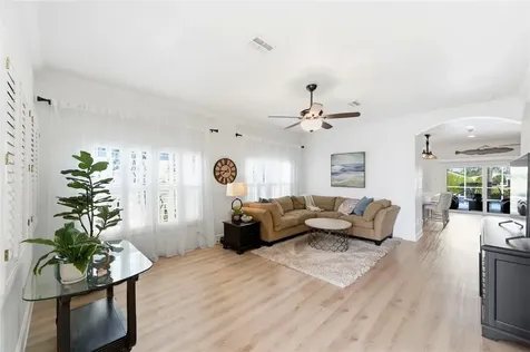 2817 Plantain Drive Holiday FL 34691