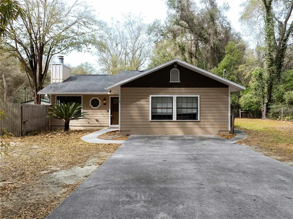 304 Whiting Street Micanopy FL 32667