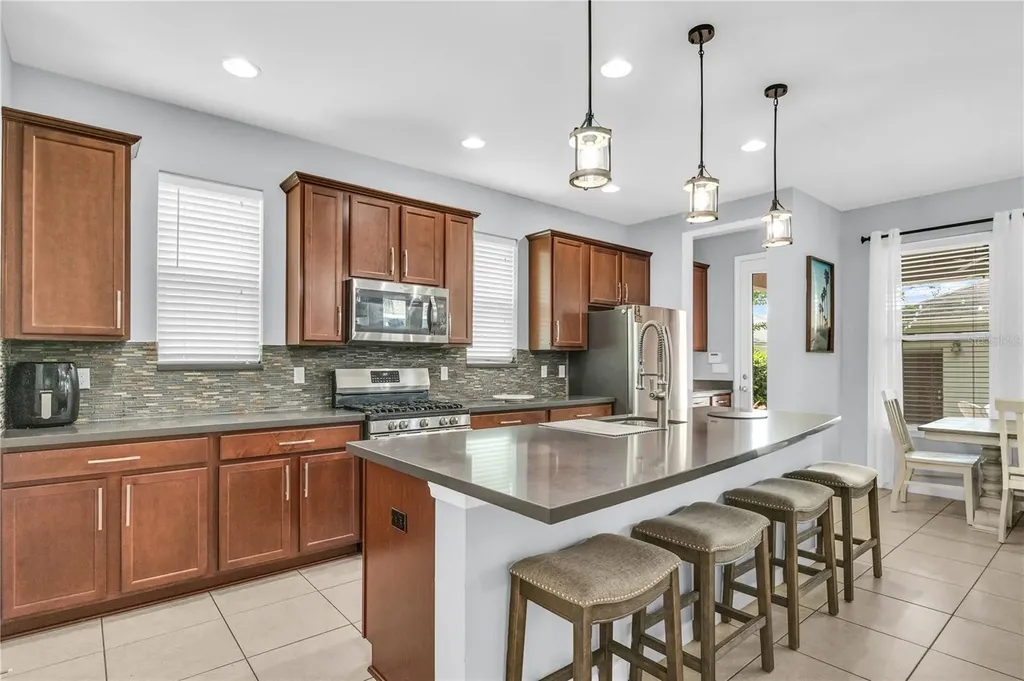 7238 Milestone Drive Apollo Beach FL 33572