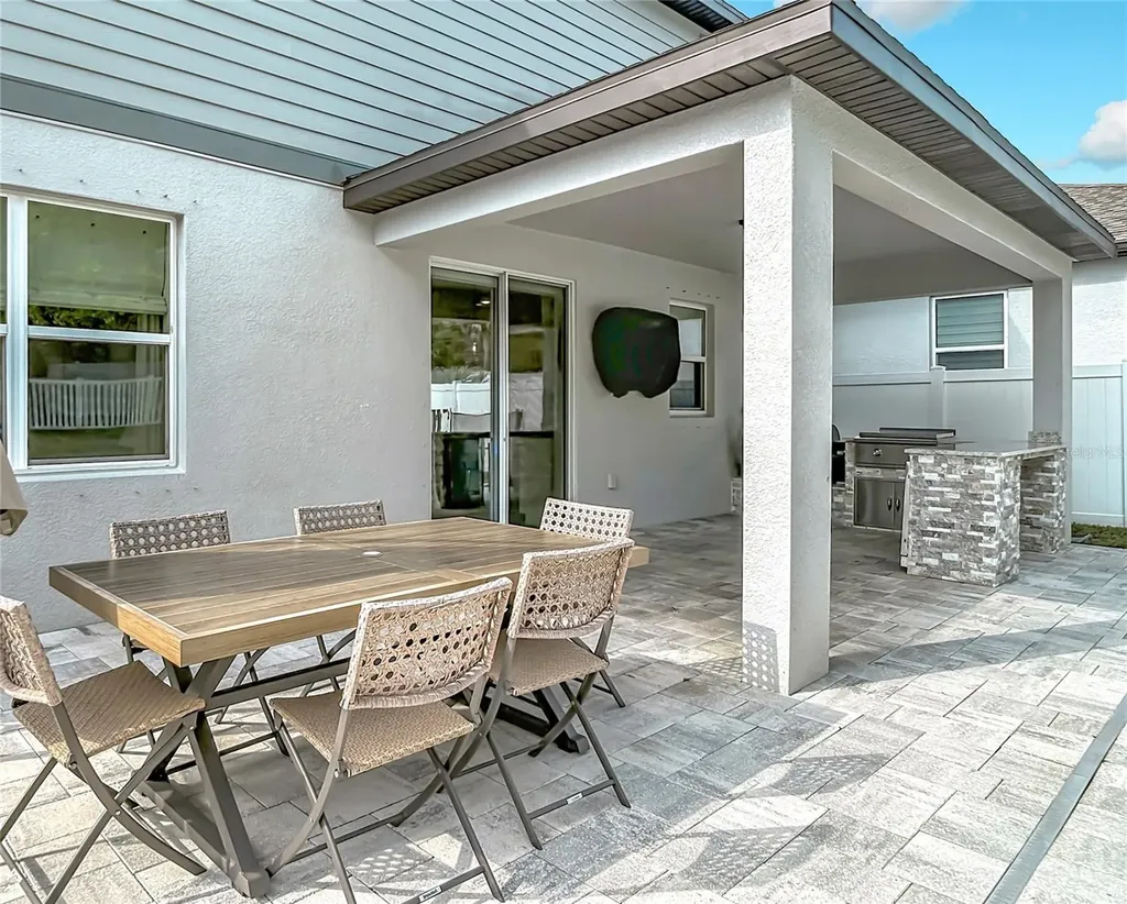 769 Parsons Mooring Court Seffner FL 33584