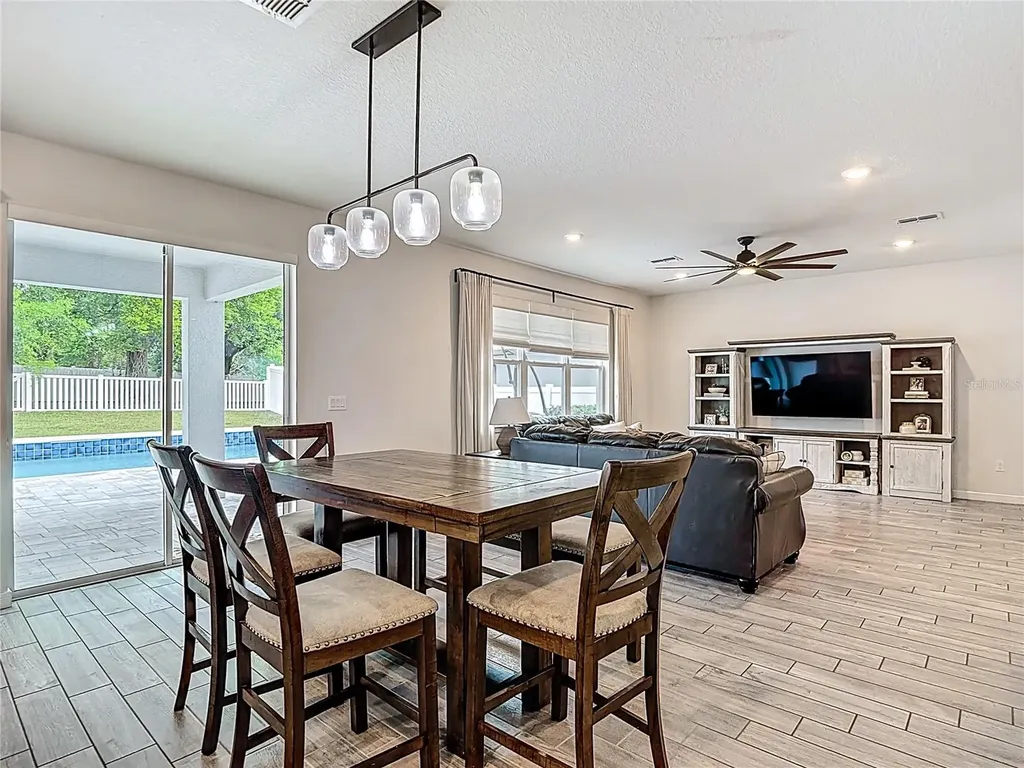 769 Parsons Mooring Court Seffner FL 33584