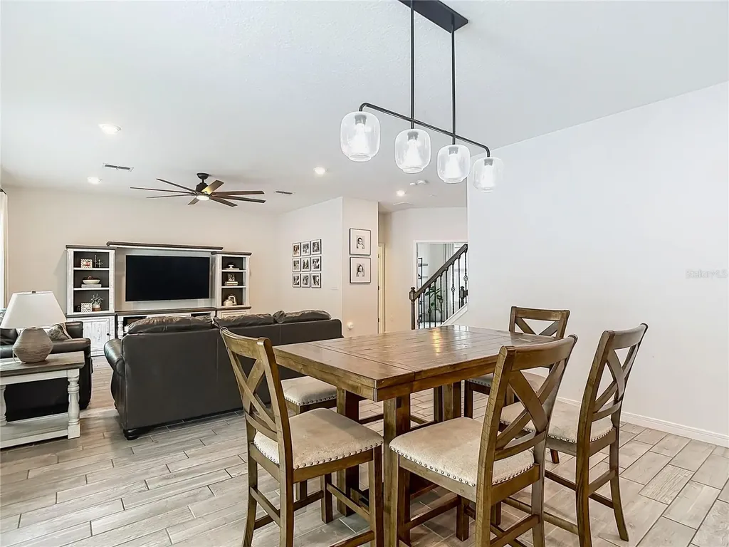 769 Parsons Mooring Court Seffner FL 33584
