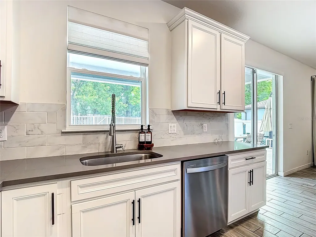 769 Parsons Mooring Court Seffner FL 33584