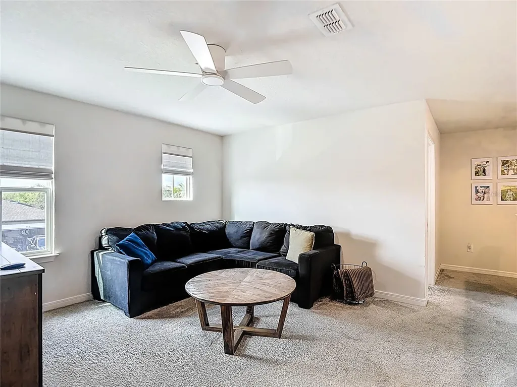 769 Parsons Mooring Court Seffner FL 33584