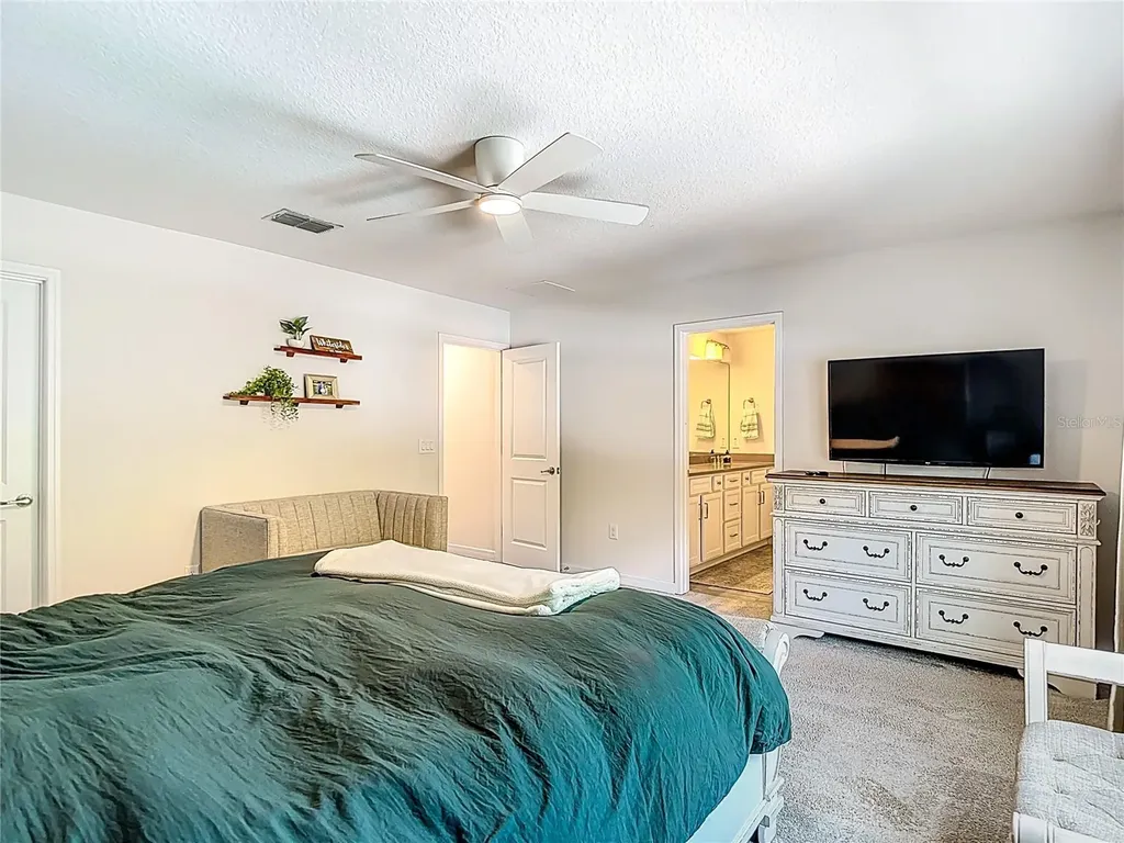 769 Parsons Mooring Court Seffner FL 33584