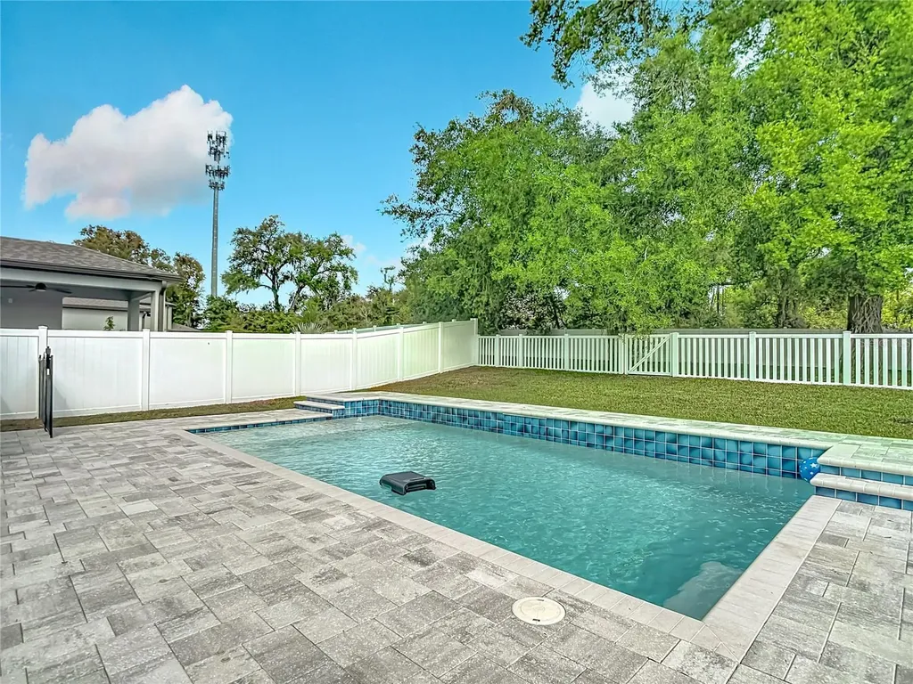 769 Parsons Mooring Court Seffner FL 33584