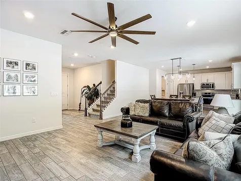 769 Parsons Mooring Court Seffner FL 33584