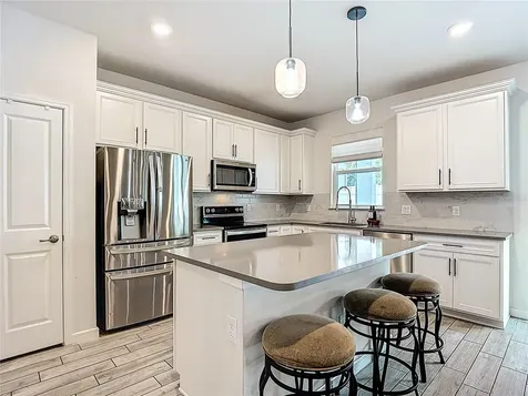 769 Parsons Mooring Court Seffner FL 33584