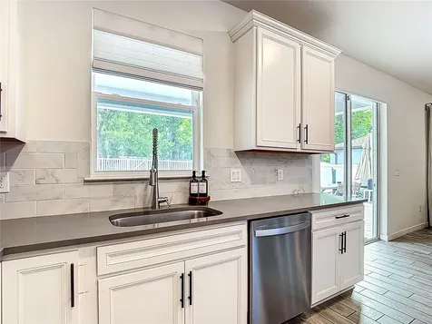 769 Parsons Mooring Court Seffner FL 33584
