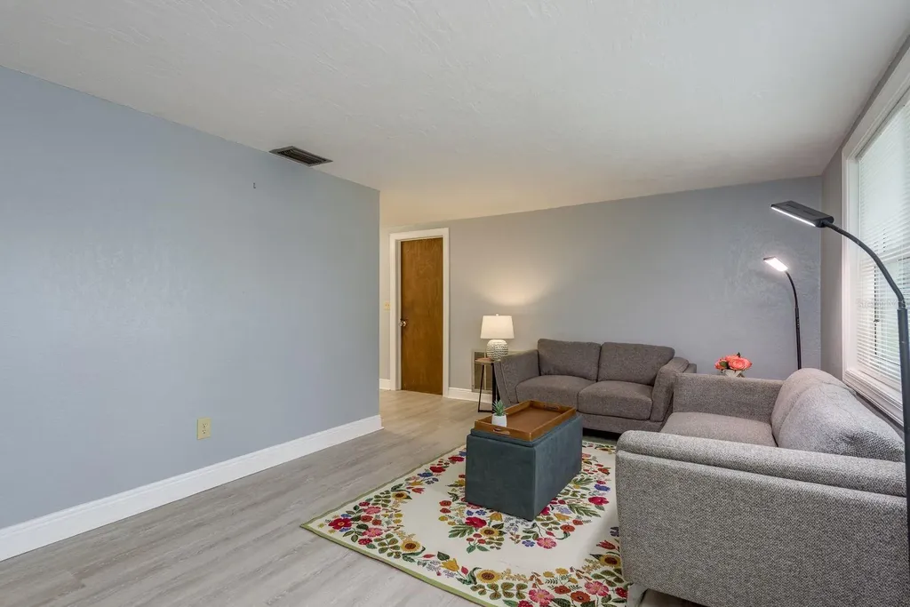 7730 Chapel Avenue Port Richey FL 34668