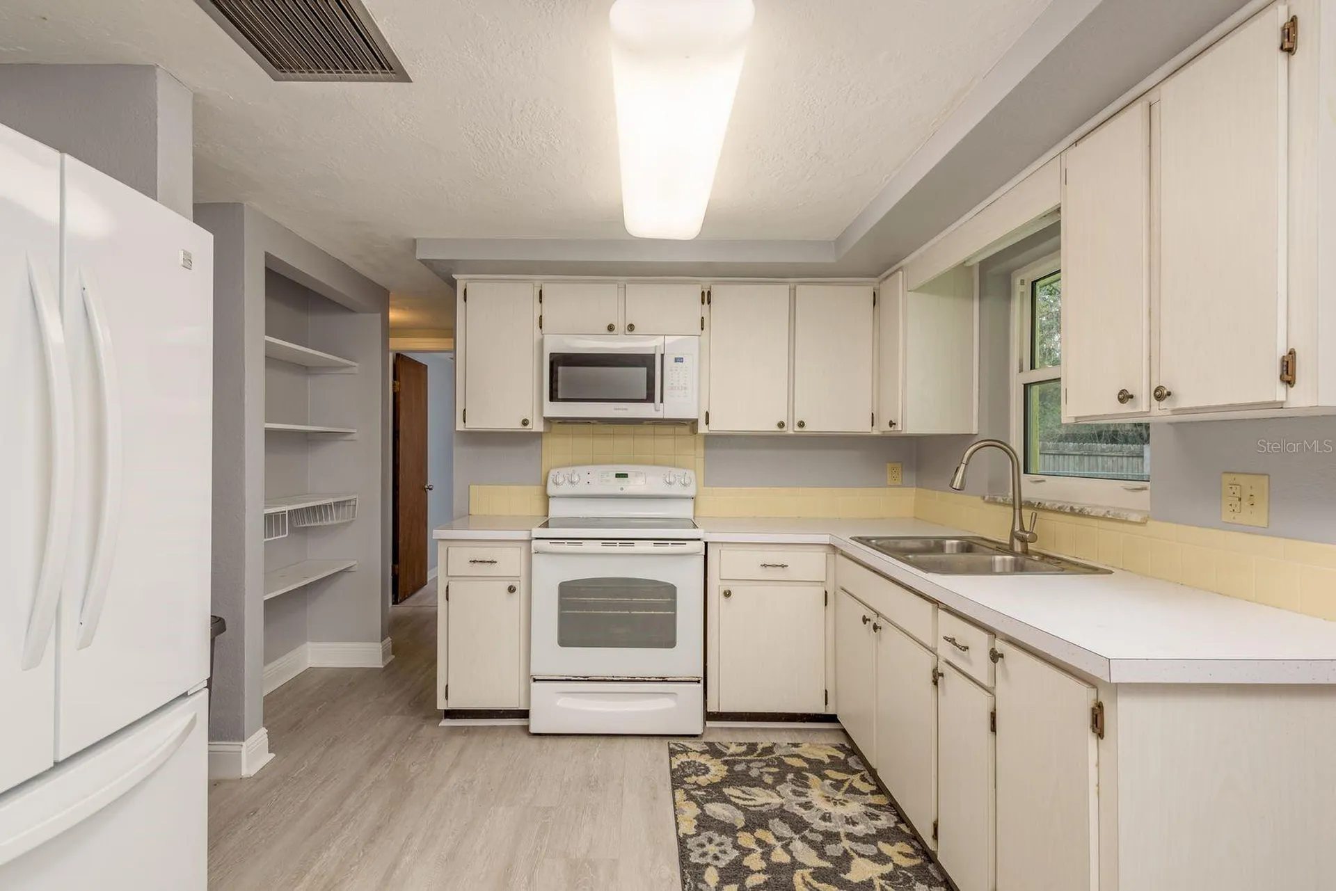 7730 Chapel Avenue Port Richey FL 34668