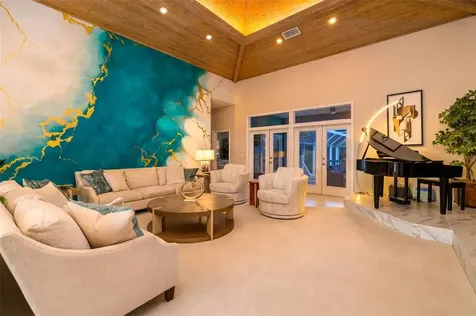 746 Eagle Point Drive Venice FL 34285