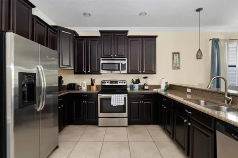 1520 Moon Valley Drive Davenport FL 33896