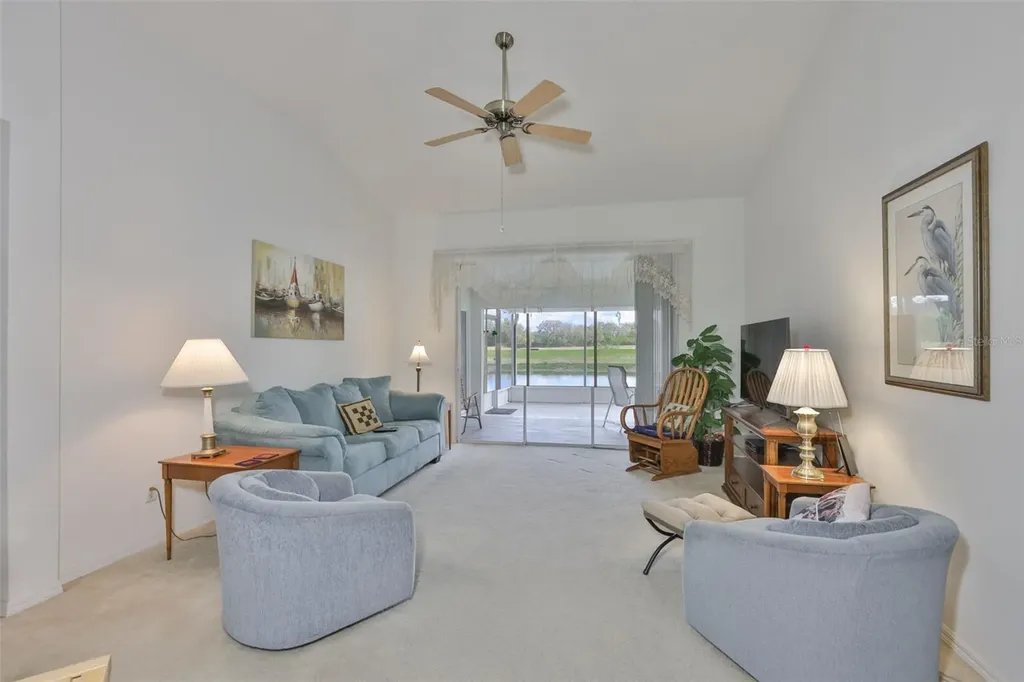 917 Villeroy Greens Drive Sun City Center FL 33573