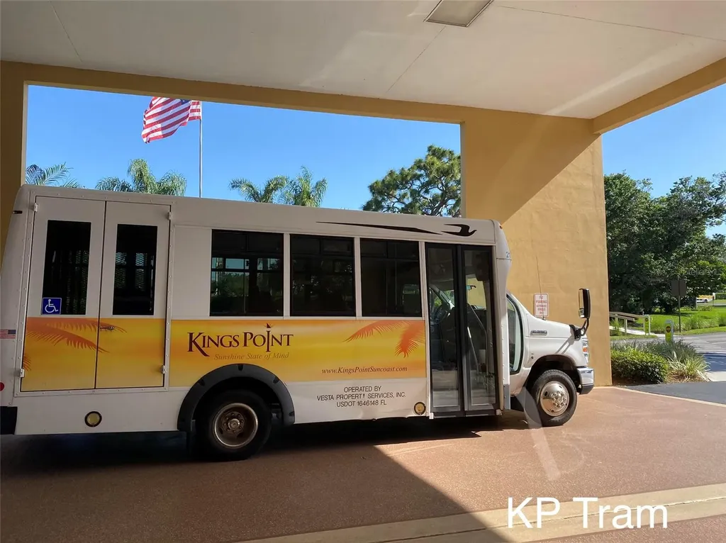 917 Villeroy Greens Drive Sun City Center FL 33573