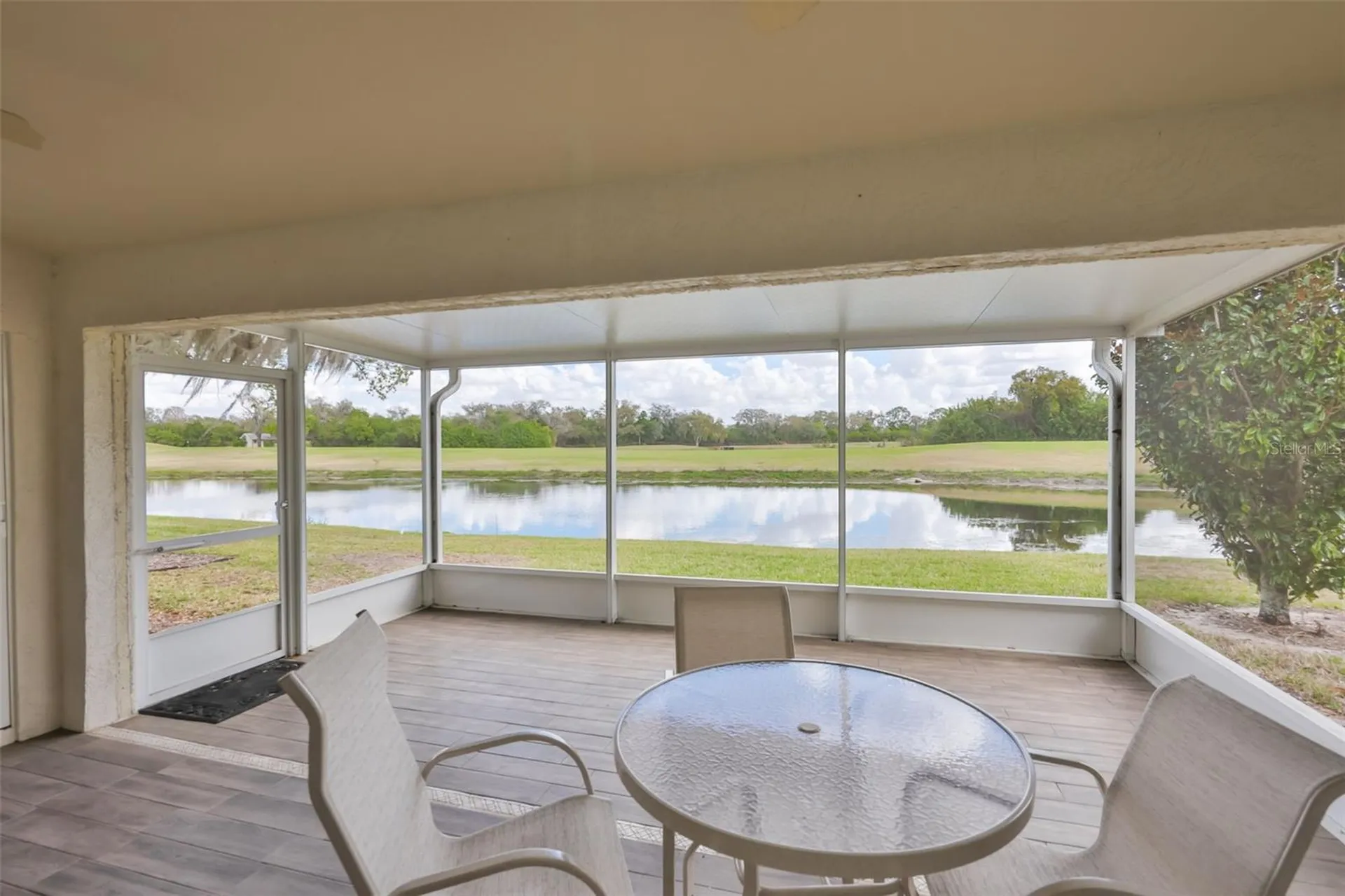 917 Villeroy Greens Drive Sun City Center FL 33573