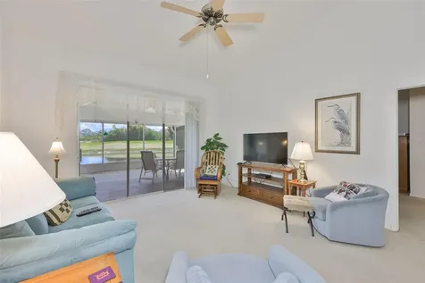 917 Villeroy Greens Drive Sun City Center FL 33573