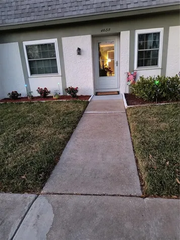 4653 Lake Villa Drive Clearwater FL 33762