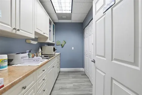 4130 NW 37th Place Gainesville FL 32606