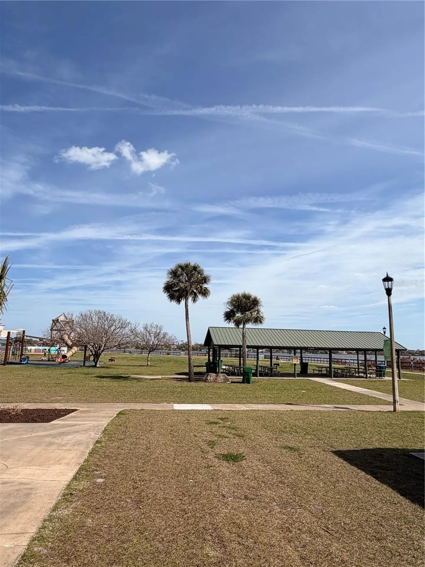 1129 Holly Avenue Daytona Beach FL 32117