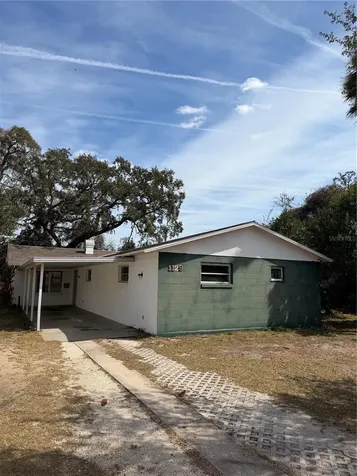 1129 Holly Avenue Daytona Beach FL 32117