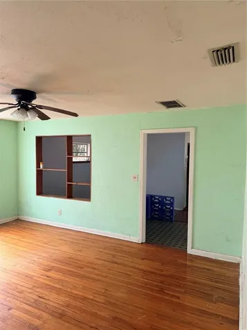 1129 Holly Avenue Daytona Beach FL 32117