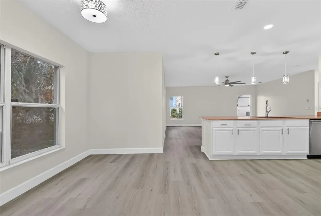 402 Big Sioux Court Kissimmee FL 34759
