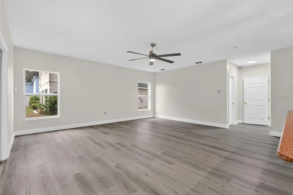 402 Big Sioux Court Kissimmee FL 34759