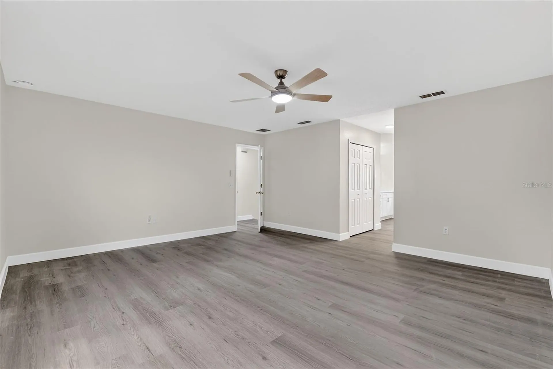 402 Big Sioux Court Kissimmee FL 34759