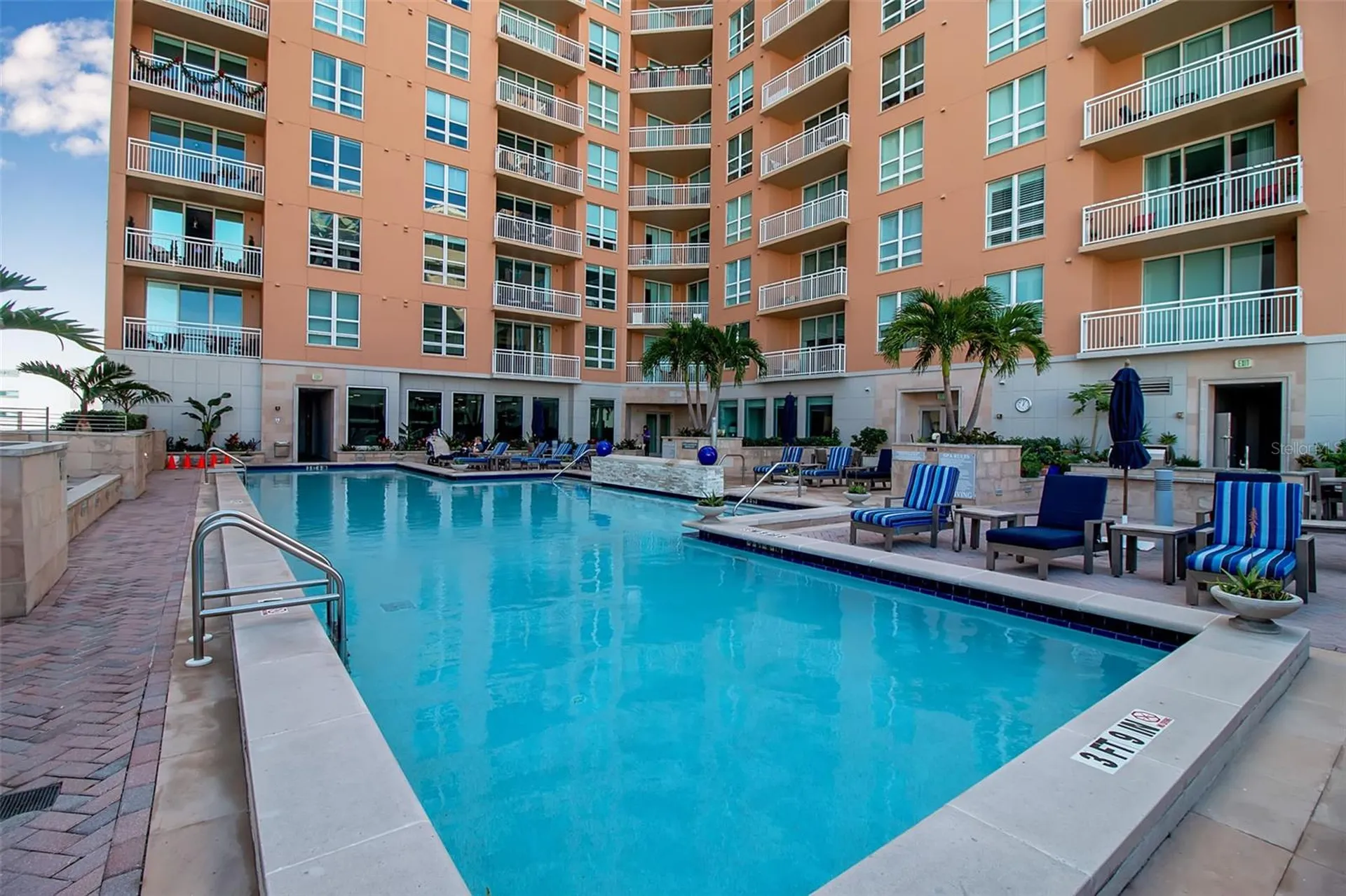 1350 Main Street Sarasota FL 34236