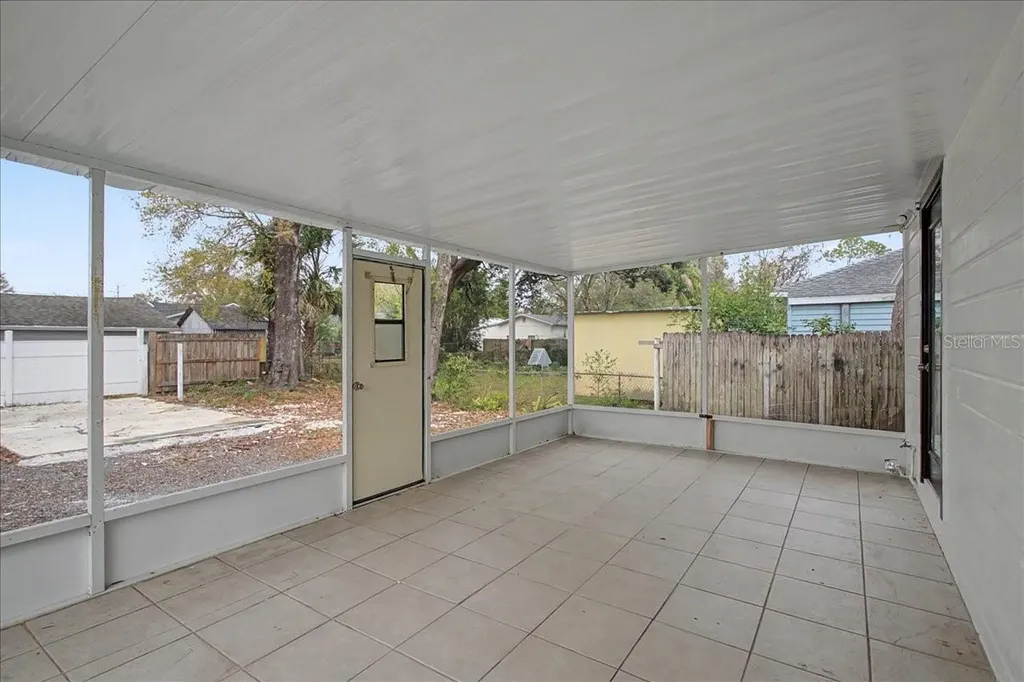 4004 N Munro Street Tampa FL 33603