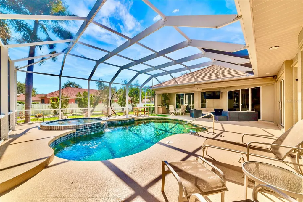 405 Petrel Trail Bradenton FL 34212