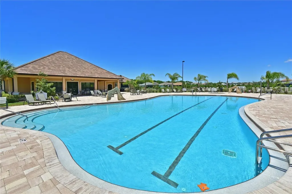 405 Petrel Trail Bradenton FL 34212