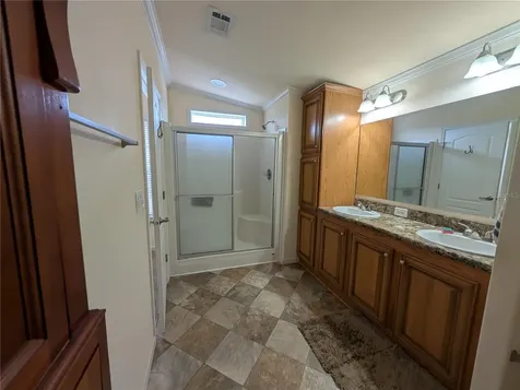 9101 Fairway Loop Dade City FL 33525