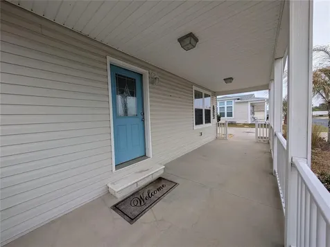 9101 Fairway Loop Dade City FL 33525